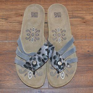 Cheetah Muk Luks Wedge Flip Flops NWOT